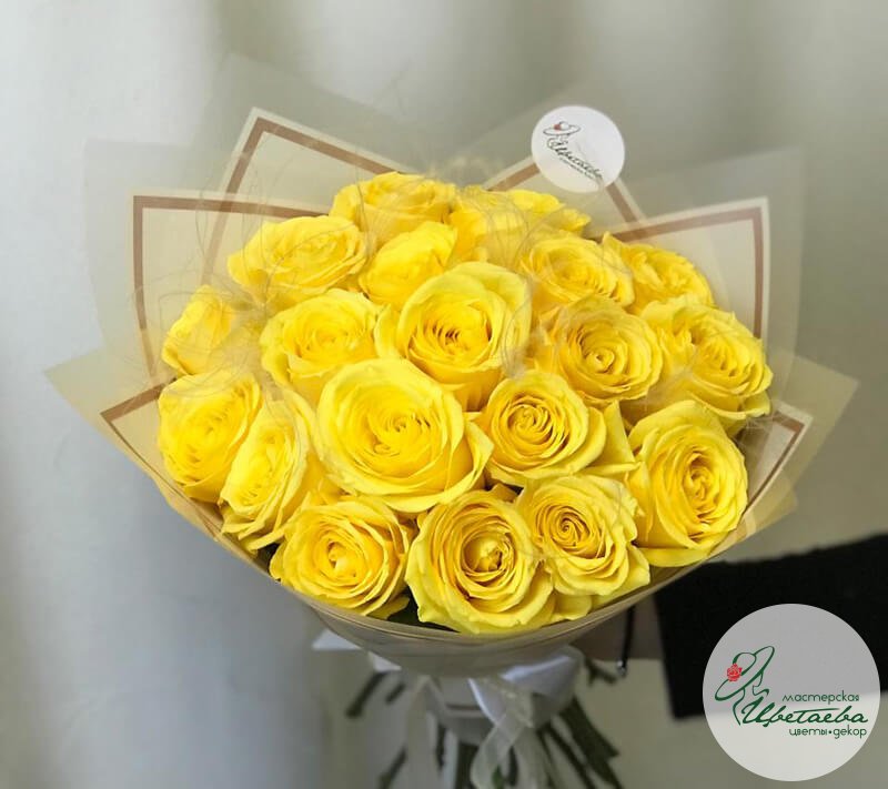 Букет из 25 желтых роз