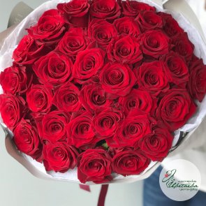 Букет с розами на 14 февраля