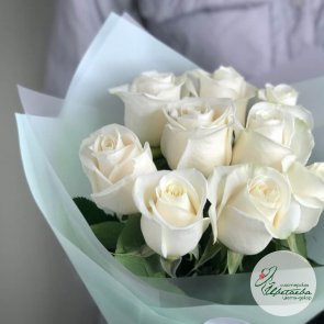 Букет из 9 белых роз
